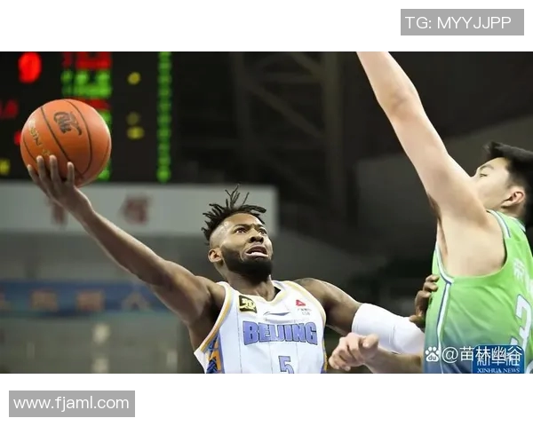 CBA精彩回放上海队对阵北京队的激烈比赛全程回顾与精彩瞬间分析
